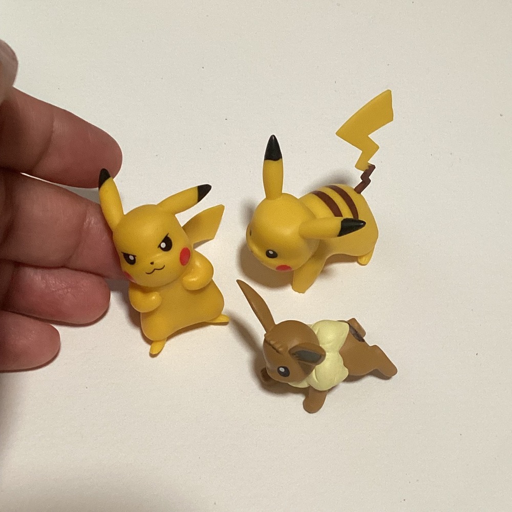 Pokemon Pikachu Eevee Battle Figure Lot 2019 WCT Wicked Cool Toys 2 Inch PVC